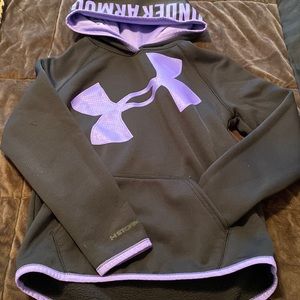 Girls under Armor hoodie